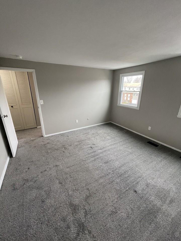 1 8390B Shallowcreek Road #1 - Photo 2 of 41