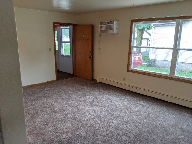 131 Milwaukee St #4 - Photo 7 of 12