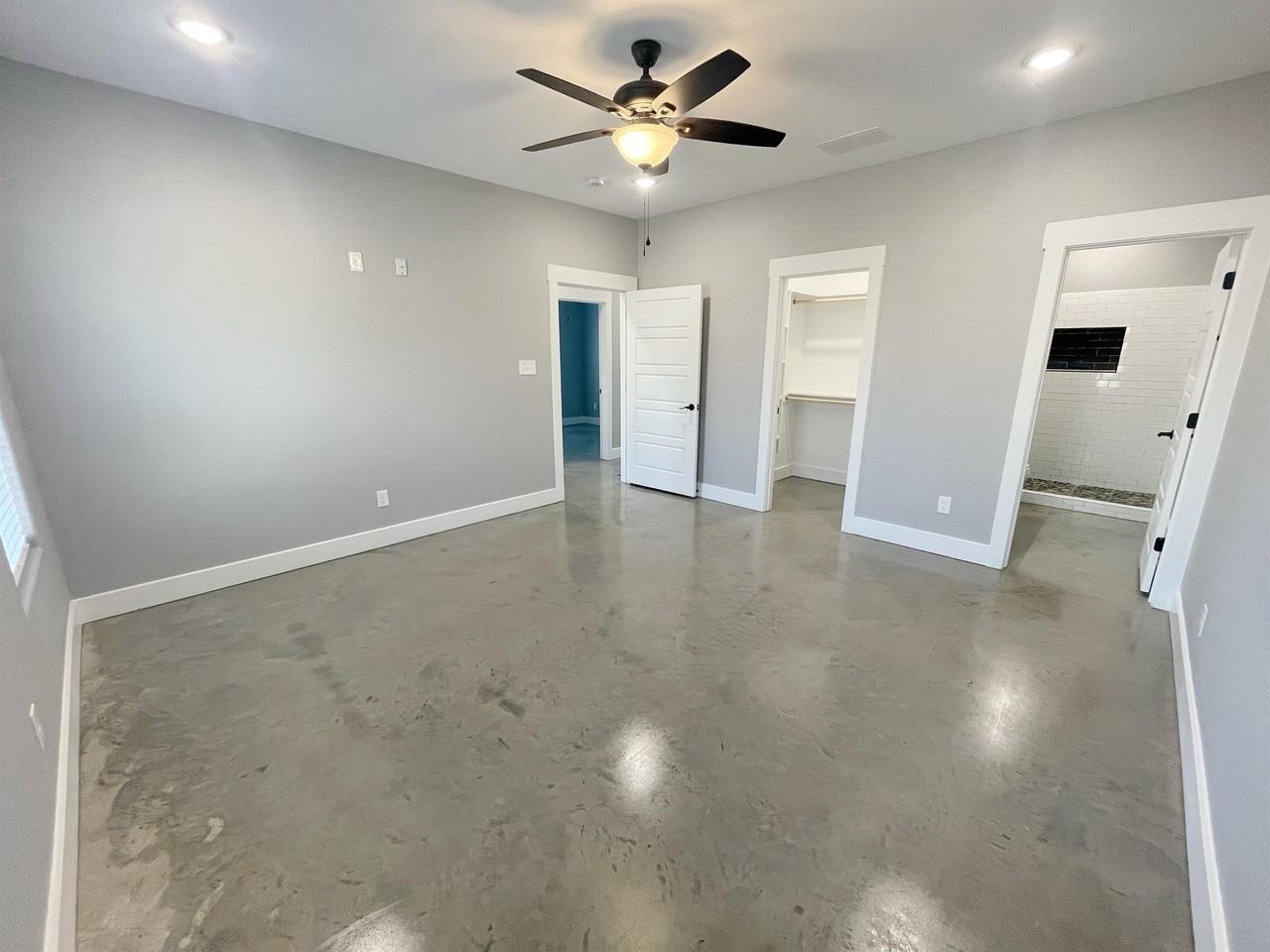 1215 Oak Dr #101 - Photo 5 of 20