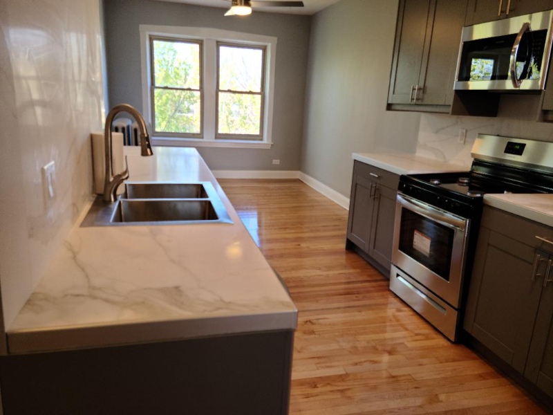4831 W Addison St #3N - Photo 3 of 20