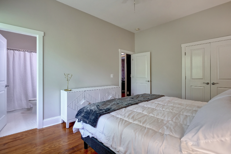 715 N 4th St - Photo 7 of 24