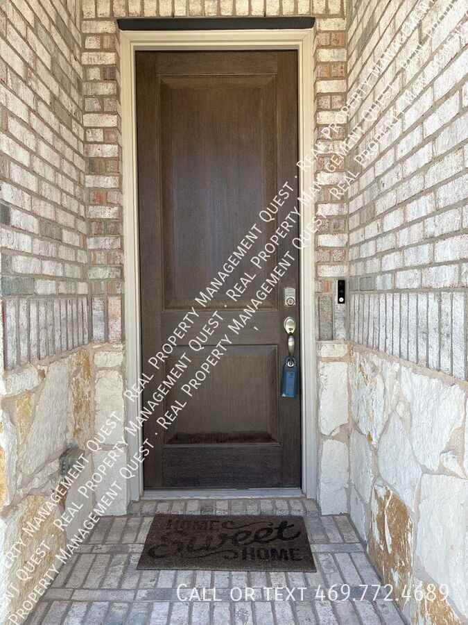 8164 Trudy Ln - Photo 2 of 26