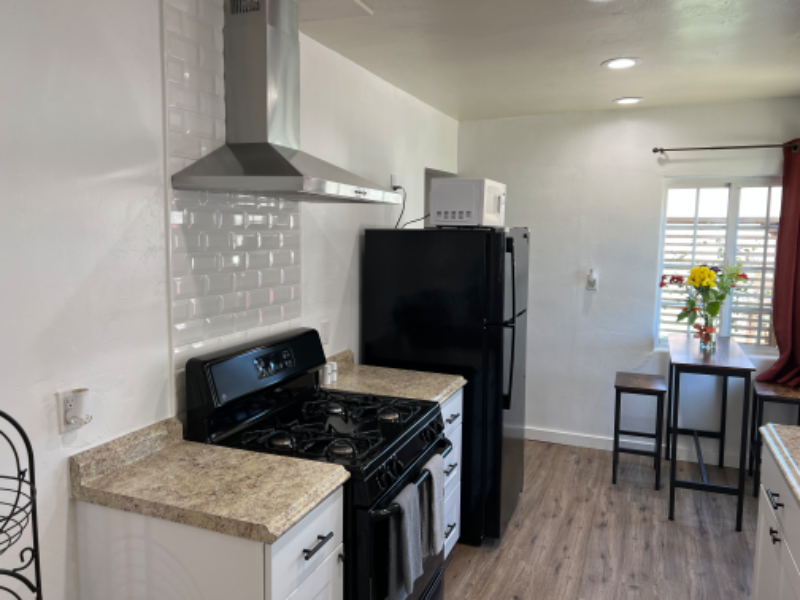 2112 54th St - Photo 5 of 26