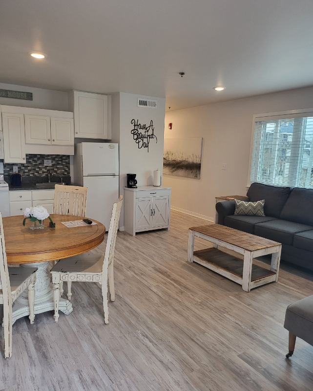 15 Nathan Ave #107 - Photo 4 of 14