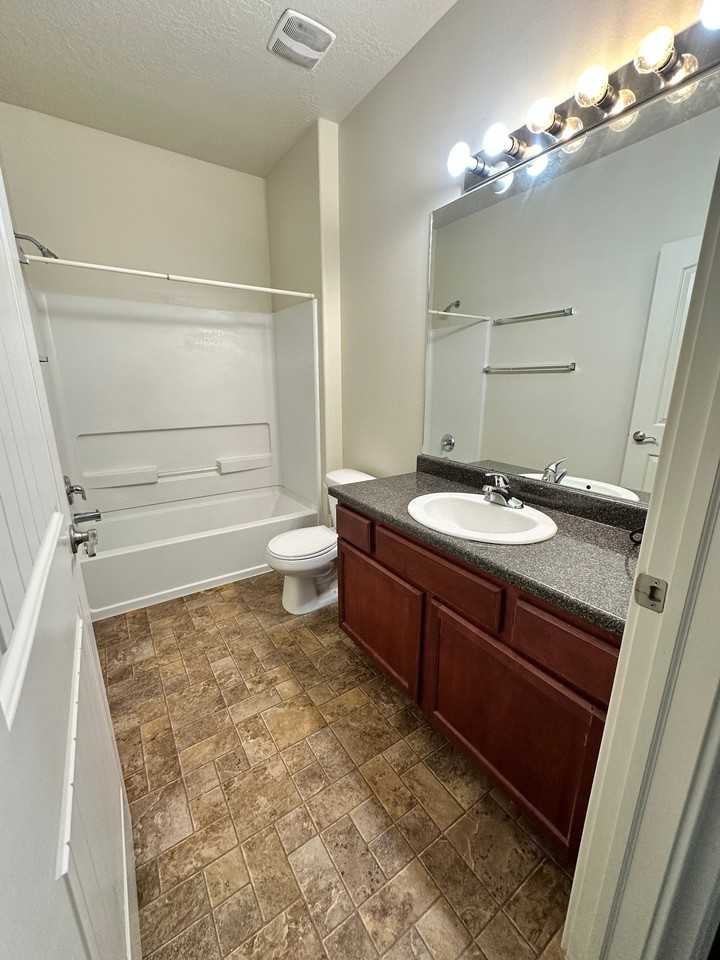 193 W Springview Dr - Photo 7 of 7