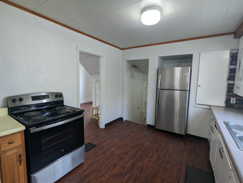 617/619 8Th Ave S #619 - Photo 3 of 20