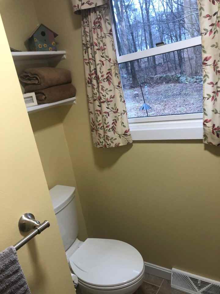 517 Benson Rd - Photo 4 of 14