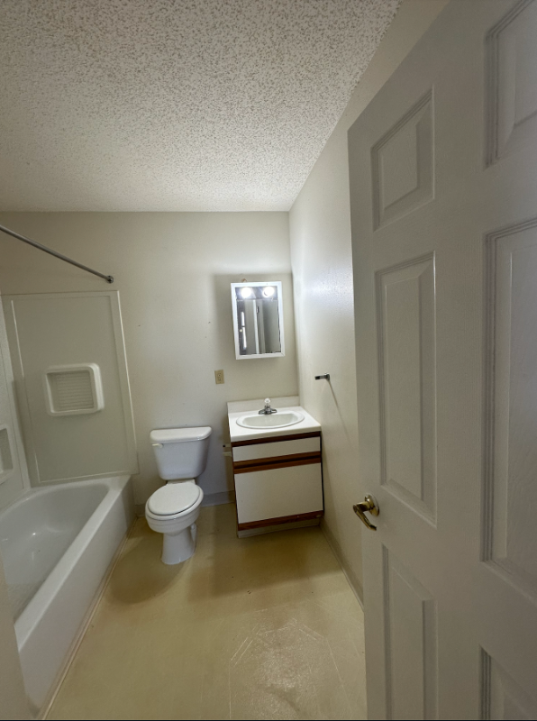 1516 Highwaye #302 - Photo 4 of 8