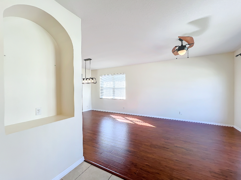 4804 Adair Oak Dr - Photo 2 of 18
