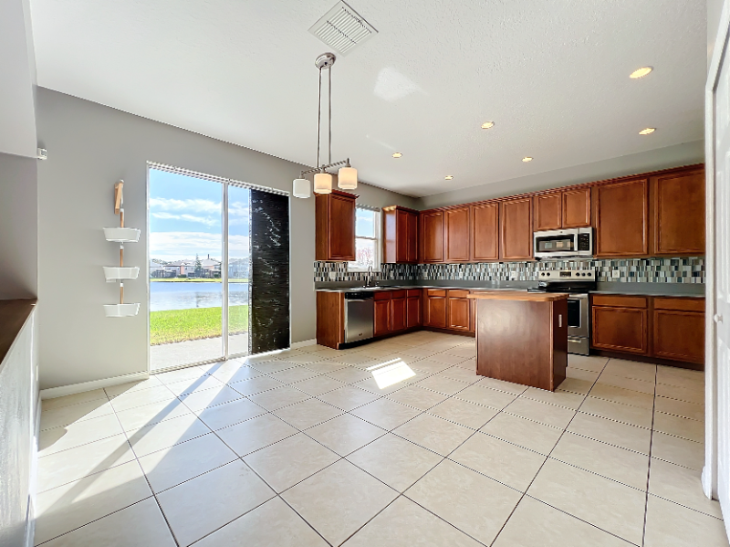 4804 Adair Oak Dr - Photo 7 of 18