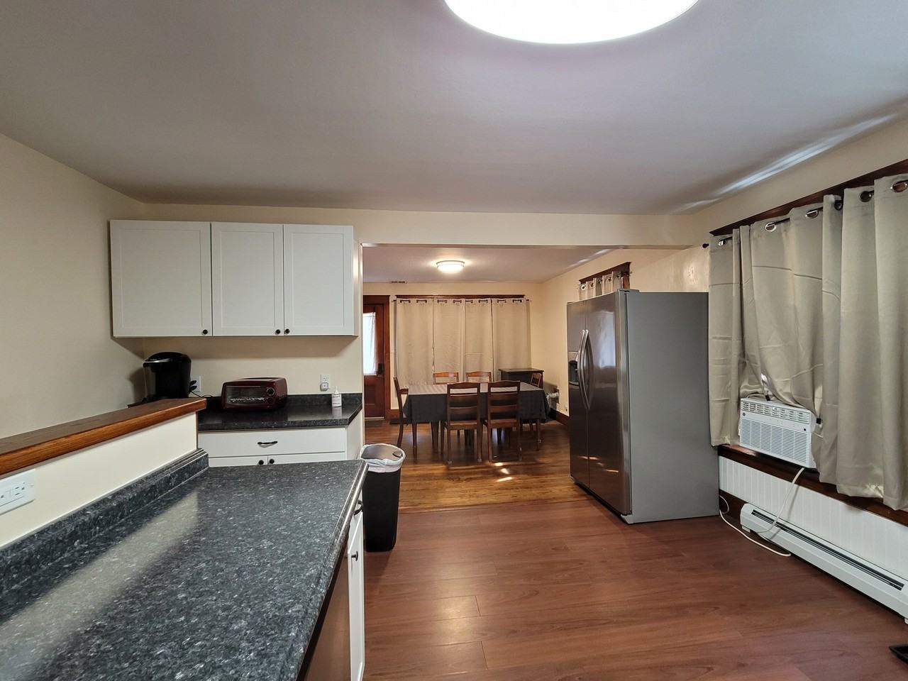 357 Derrah St - Photo 6 of 31