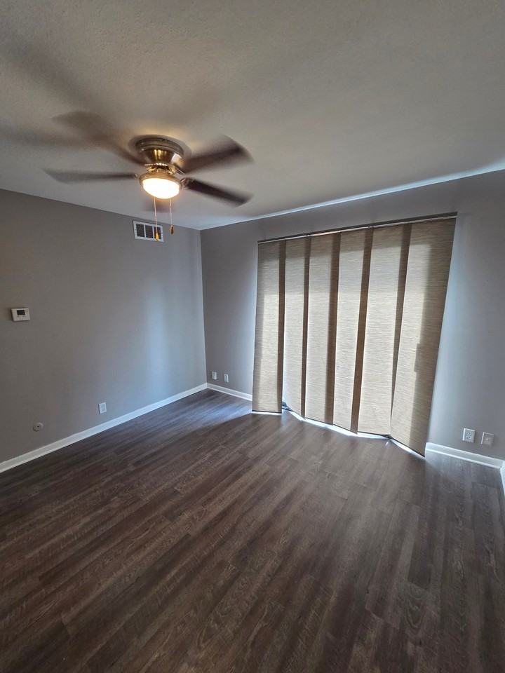 905 W 11th St N #204 - Photo 4 of 10
