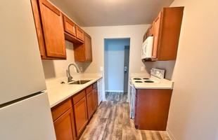featured image of 1600 Thompson Heights Ave