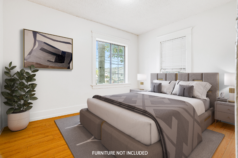 1050 Orange Ave - Photo 6 of 9