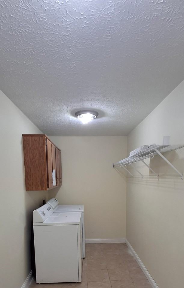 209 Edgewood Dr - Photo 4 of 10