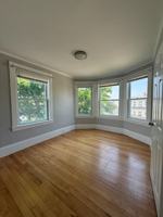 featured image of 213 Laurel St #5