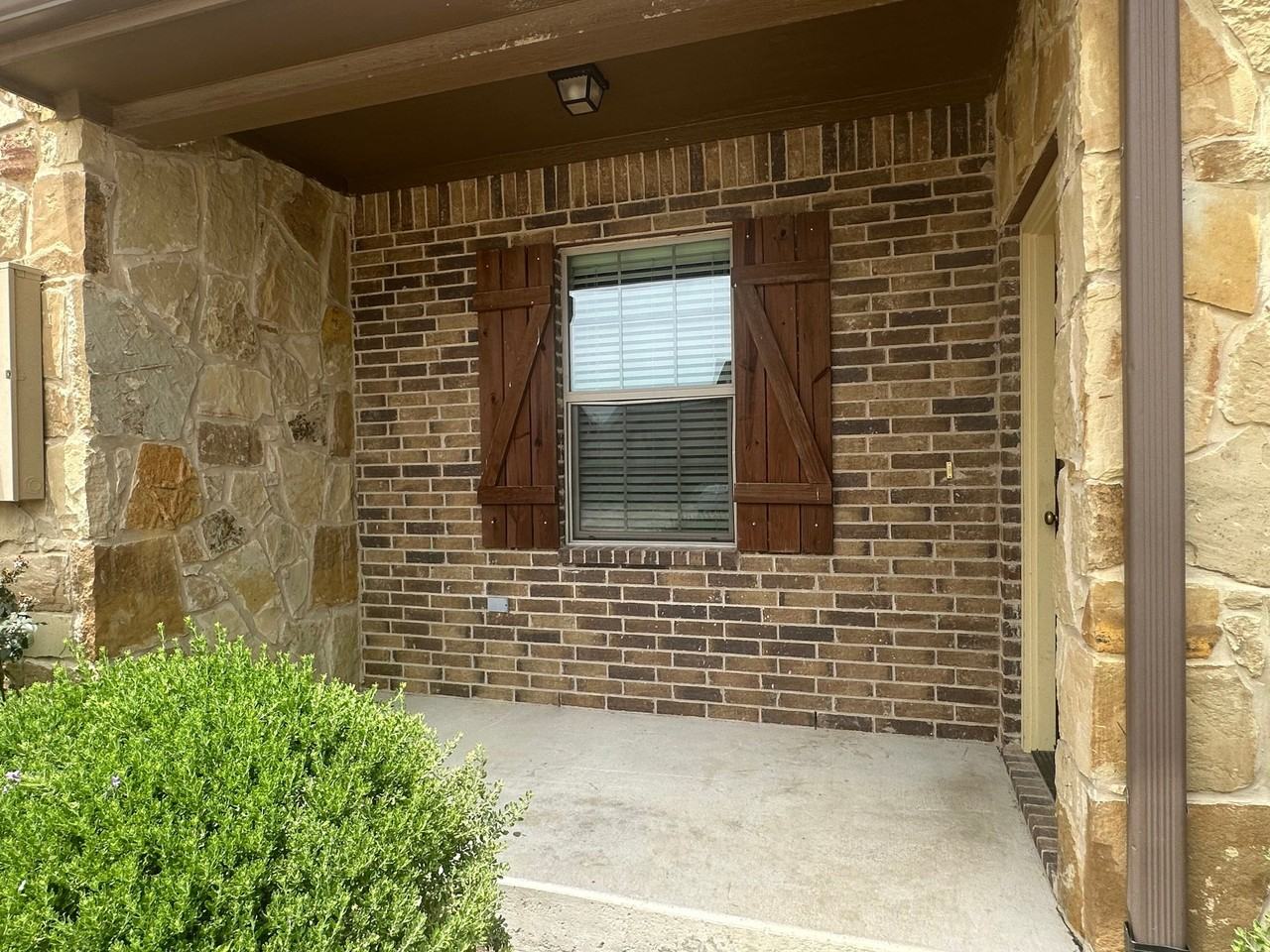 406 Baby Bear Dr #A - Photo 4 of 10