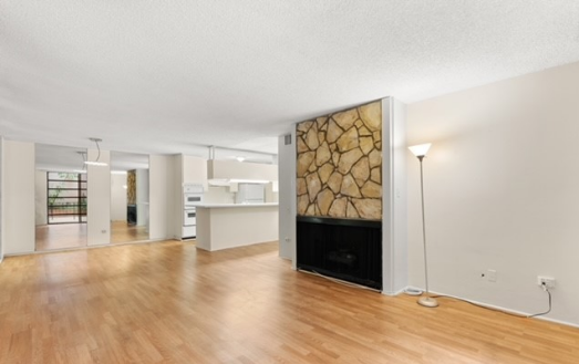 421 La Fayette Rd - Photo 7 of 12