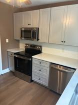 114 W Henry St #B - Photo 1 of 1