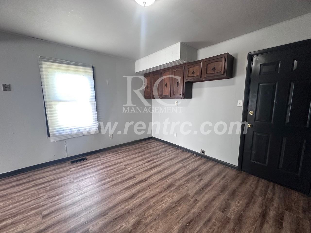 1204 Giddings St - Photo 3 of 13