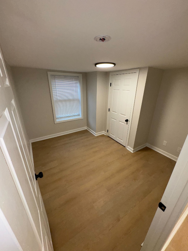 106 Railroad Ave #6 - Photo 5 of 10