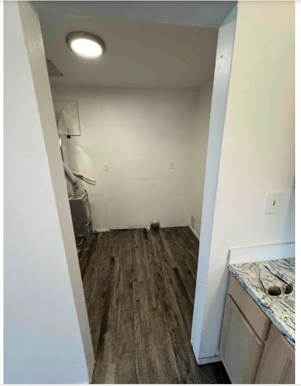 1502 Hirzel St #B - Photo 7 of 16