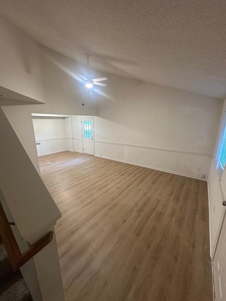 1604 Radcliffe Dr #1606 - Photo 2 of 17
