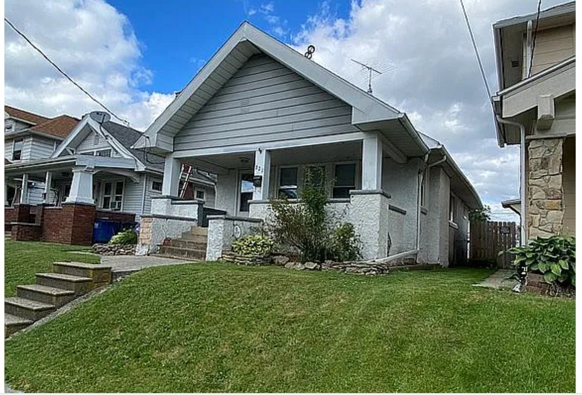 223 Valleywood Dr - Photo 2 of 23