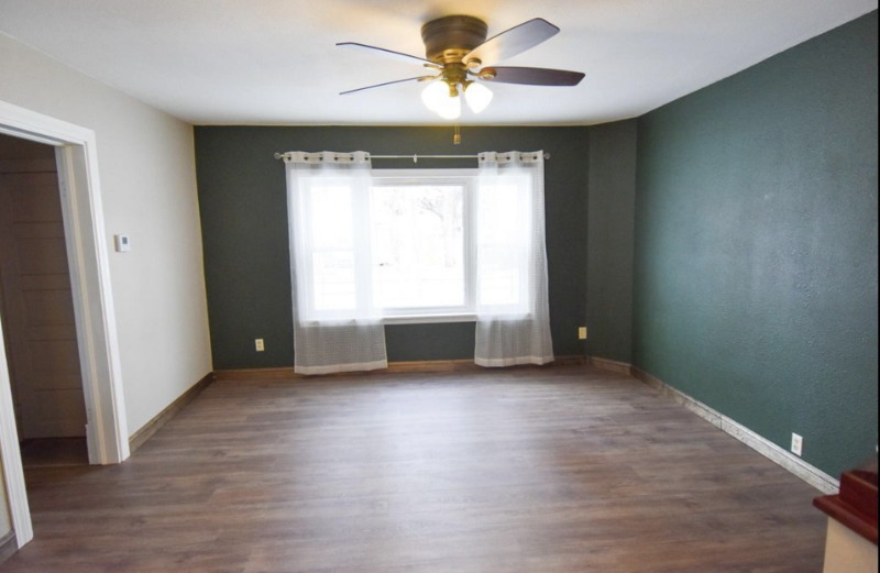 204 Conley Ave S - Photo 4 of 19