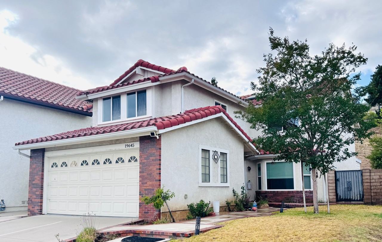 19645 Eagle Ridge Ln - Photo 2 of 24