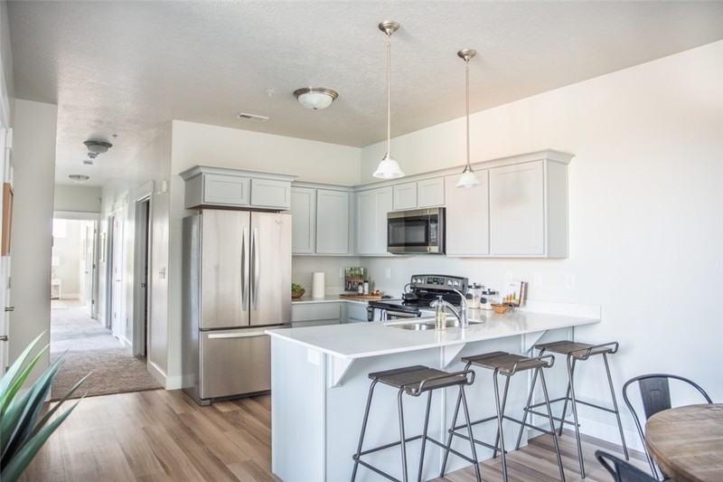 3820 Wn #N201 - Photo 3 of 10