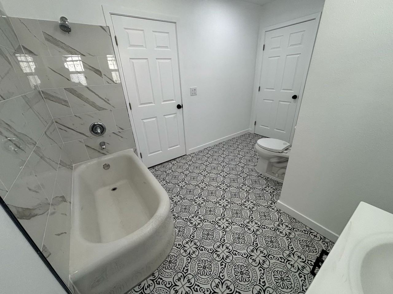 2132 W 84th Pl - Photo 5 of 6
