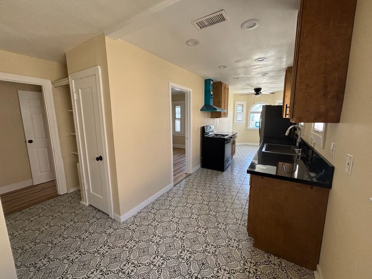 2132 W 84th Pl - Photo 6 of 6
