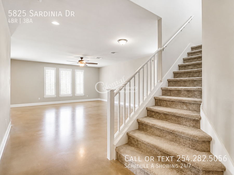 5825 Sardinia Dr - Photo 3 of 13