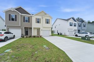 featured image of 111 Crab Claw Spit Ln