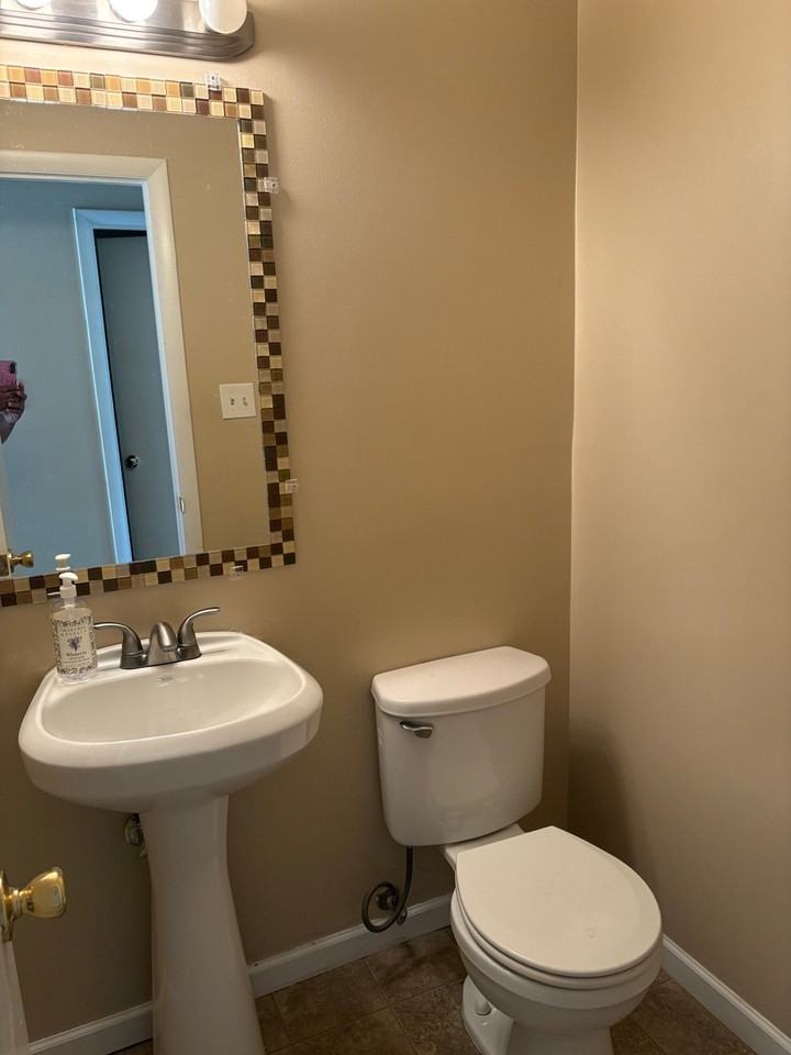 7268 Wood Hollow Ter - Photo 3 of 10