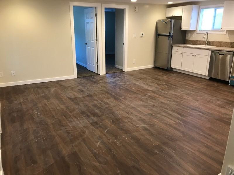 647 E Quail Trail Ln #2 - Photo 5 of 9