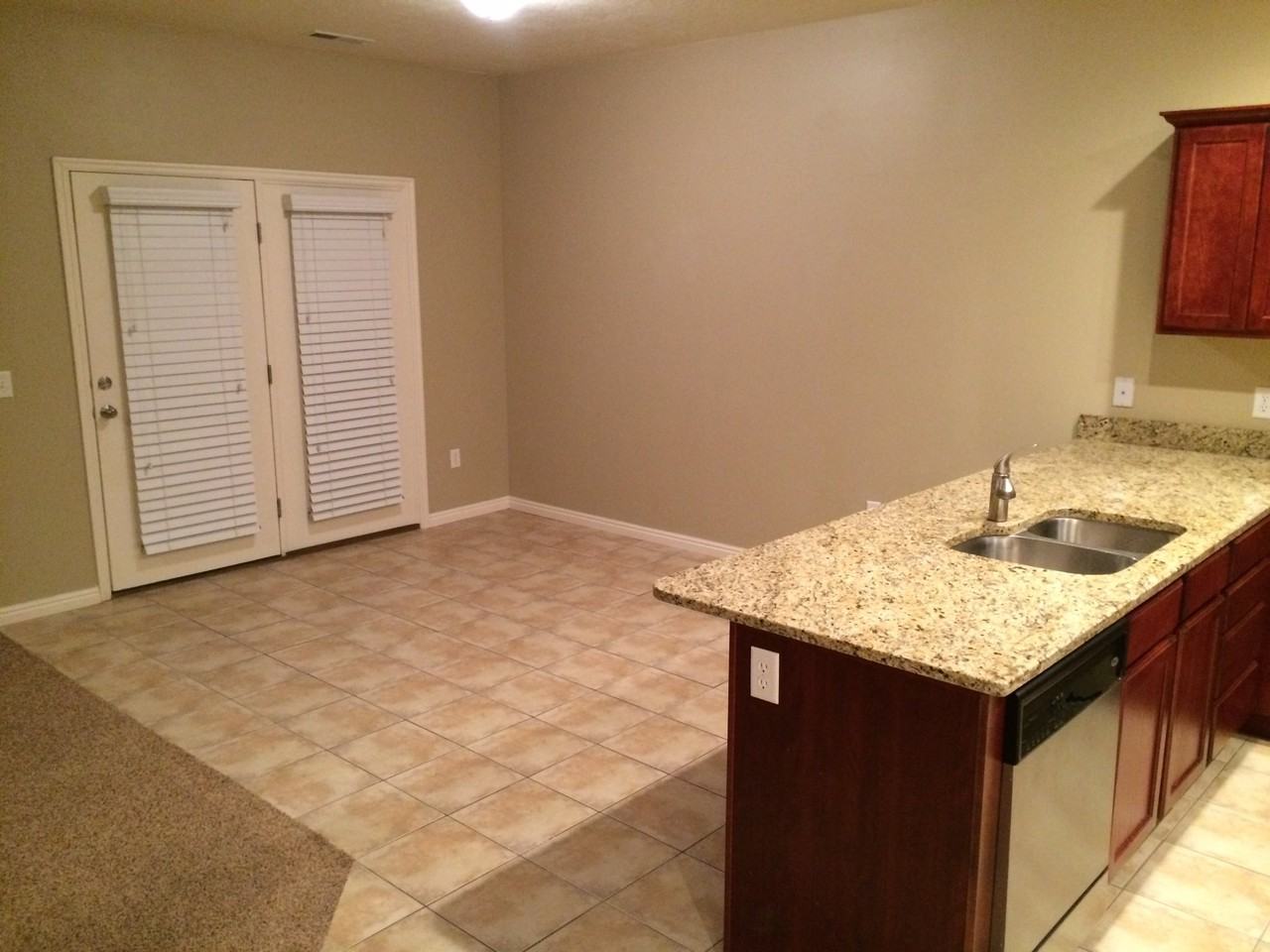 825 W Jordan Oaks Ct - Photo 6 of 39