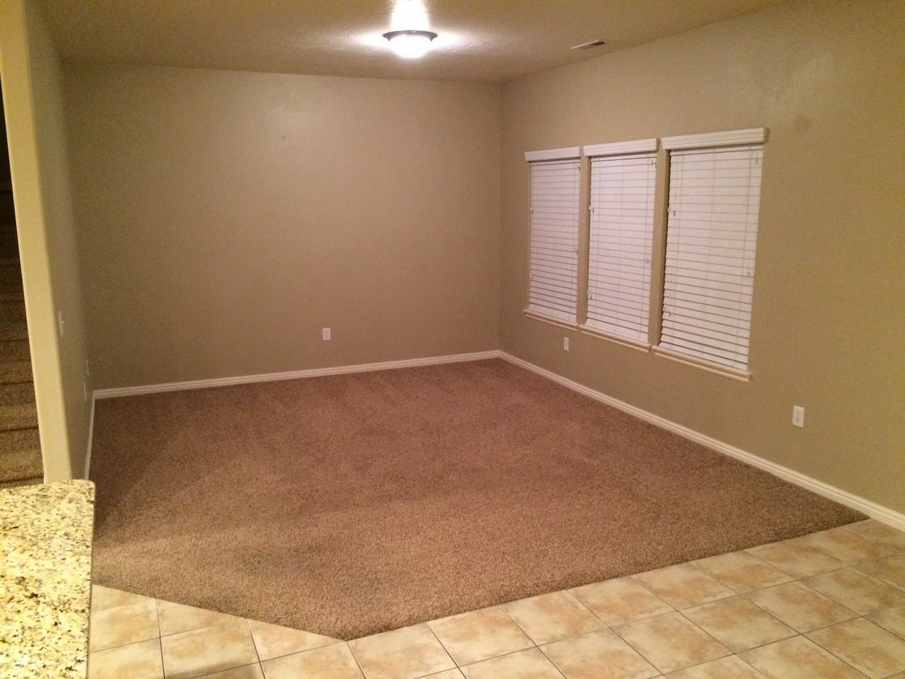 825 W Jordan Oaks Ct - Photo 7 of 39