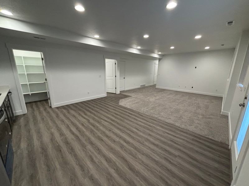 3594 Ws - Photo 4 of 15