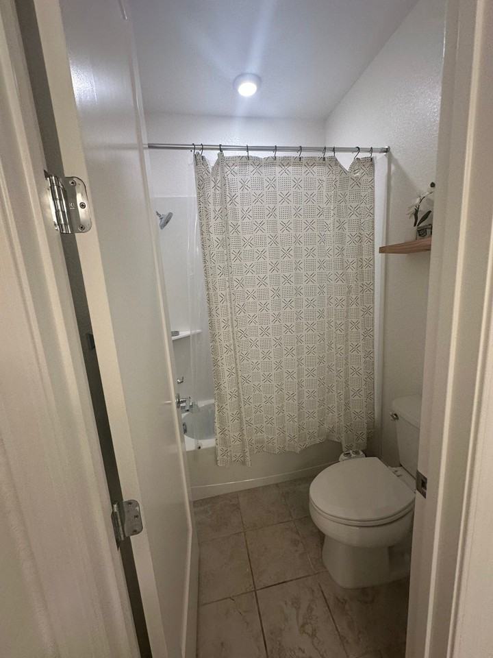 5885 Columbus St - Photo 7 of 7