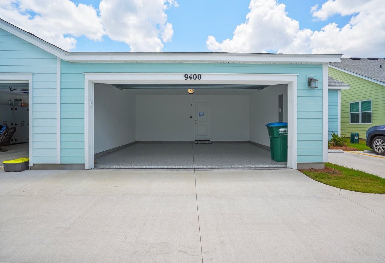 9400 Daydream Dr - Photo 5 of 26