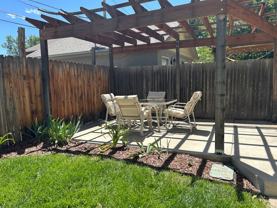 208 S Lincoln St #A - Photo 1 of 1