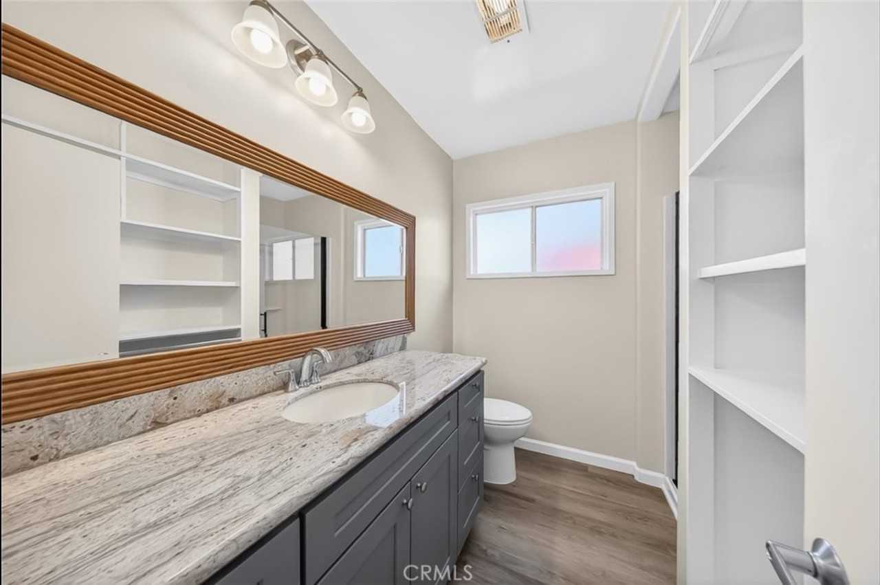 637 W Fernfield Dr - Photo 4 of 13
