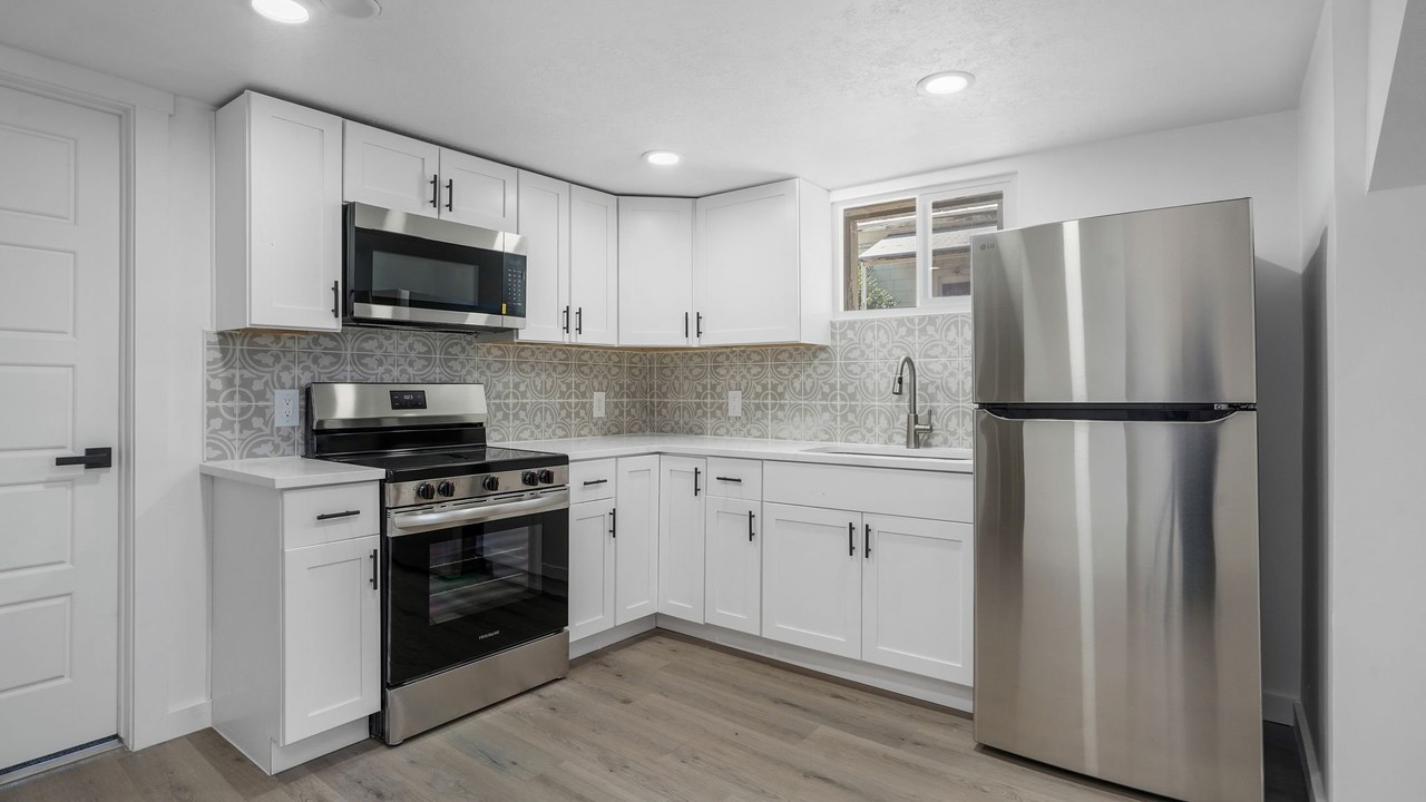 259 E Main St #BS - Photo 4 of 11
