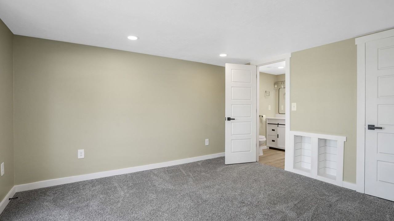 259 E Main St #BS - Photo 6 of 11
