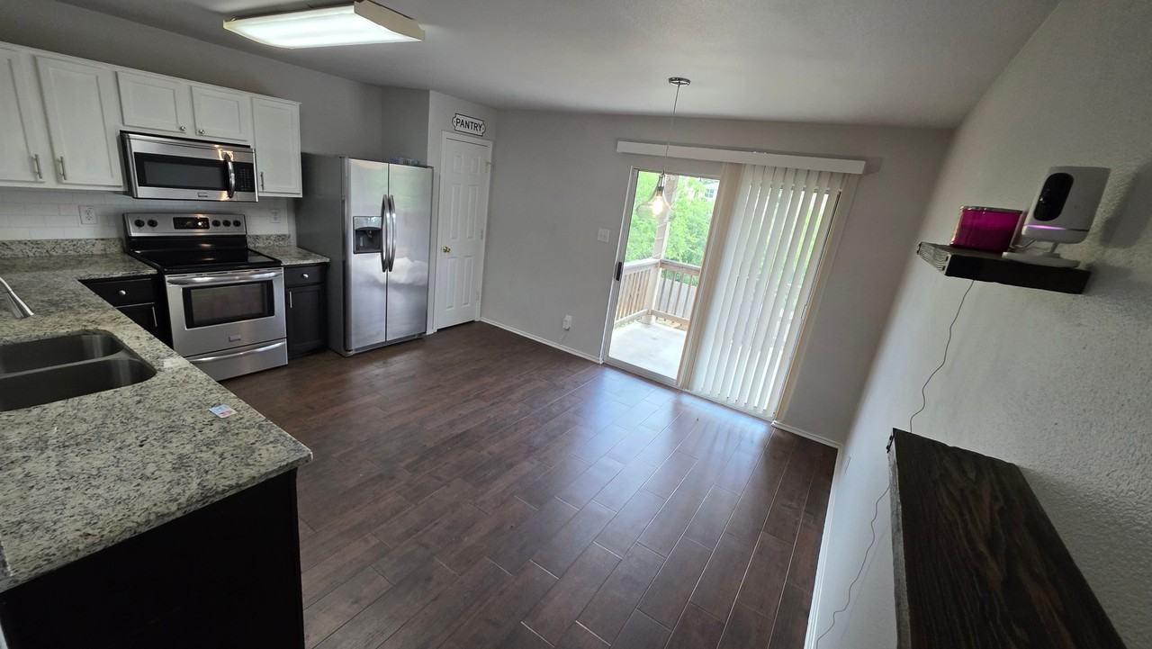 7330 Blazar Way - Photo 4 of 11