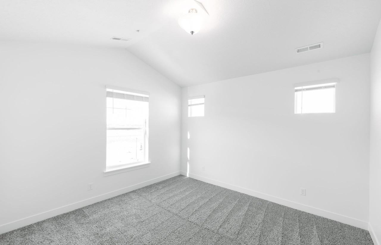 675 Ws #P203 - Photo 5 of 9