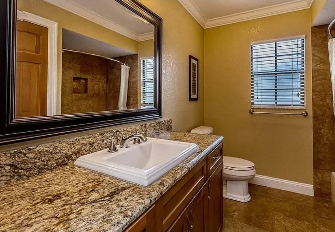 2152 Palm Crest Dr - Photo 5 of 30