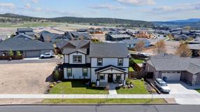 1008 Ne Whistle Way - Photo 1 of 1